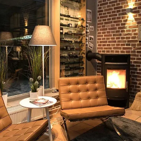 Grosse Luxus-ferienwohnung Im Alten Lokschuppen *